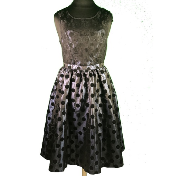 ModCloth Navy Taffeta & Lace Pockets Party Dress - Picture 2 of 9